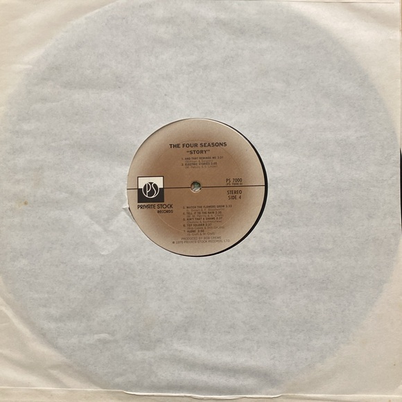 1975 The Four Seasons Frankie Valli Two Record Greatest Hits Vinyl Record Album - Picture 12 of 16